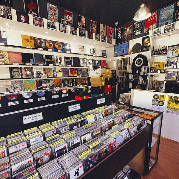 heartland-records-inside